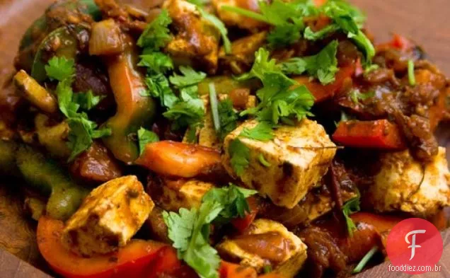 Kadhai Paneer (queijo frito e pimentão)