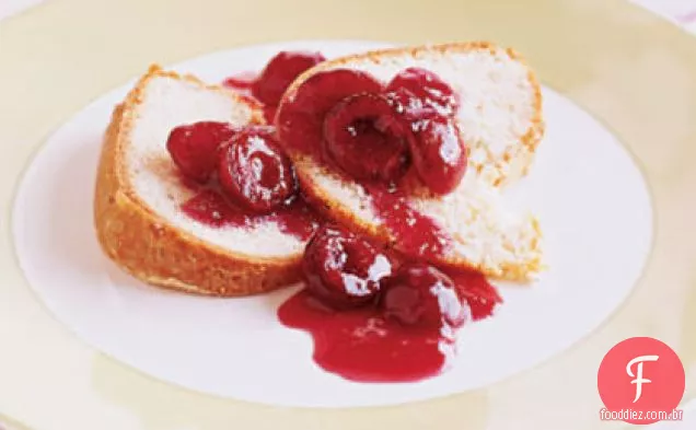 Bolo de Libra de limão com compota de cereja