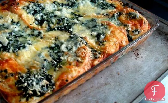 Brunch de domingo: espinafre e Gruyère Strata