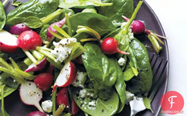 Salada de rabanete com queijo de cabra