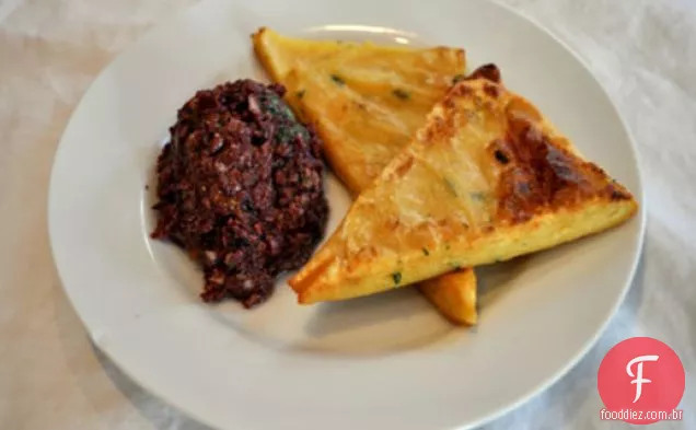 Panelle com tapenade de azeitona (Bolinhos De Farinha De Grão De Bico Siciliano)