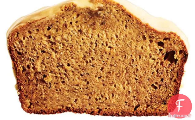 Pão de Banana caramelizado com cobertura de manteiga dourada