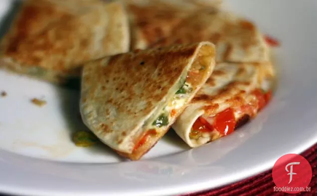 Quesadillas de flor de abóbora com Bacon e tomate