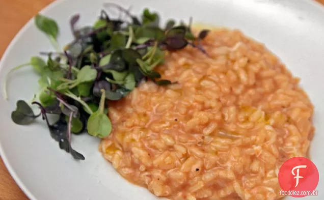 Jantar esta noite: Risoto de tomate assado com mussarela fresca