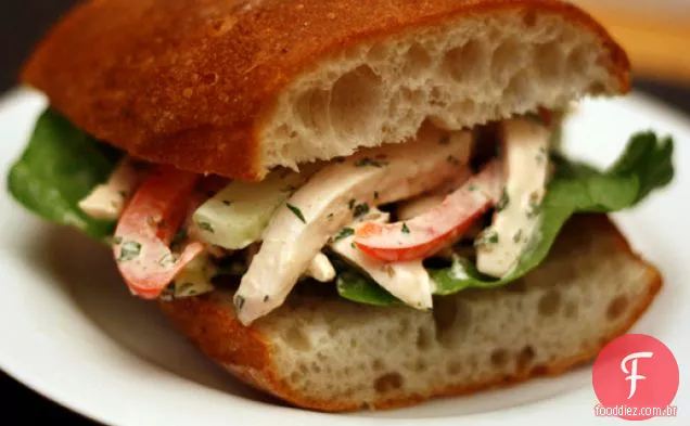 Jantar esta noite: Salada De Frango Assado com Crunch