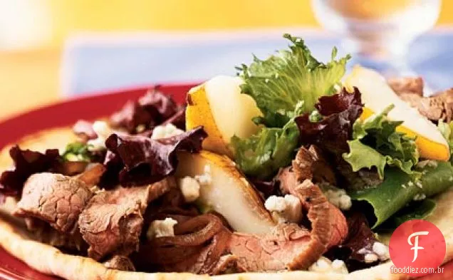 Sanduíches de bife, Pêra e Gorgonzola de cara aberta