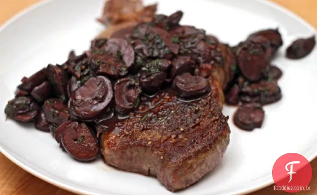 Bife com cogumelos de Vinho Tinto