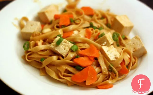 Jantar esta noite: macarrão picante com Tofu (Dou Hua Mian)