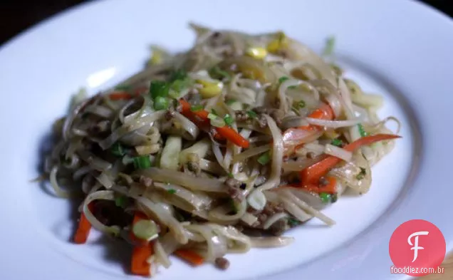 Jantar Esta Noite: Macarrão Frito Todos Os Dias (Tian Tian Chao Mian)