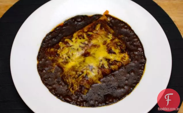 Enchiladas de queijo originais com molho de pimenta