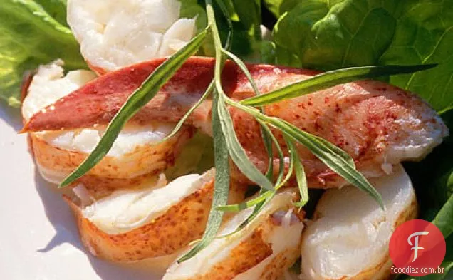 Salada de lagosta com vinagrete de estragão
