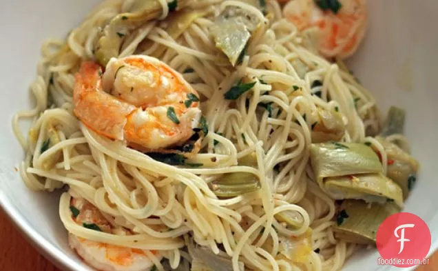 Camarão Scampi com alcachofras