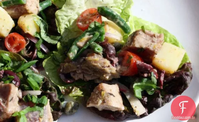 Copos Raros Da Alface Do Atum De Niçoise