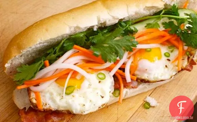 Café Da Manhã Banh Mi