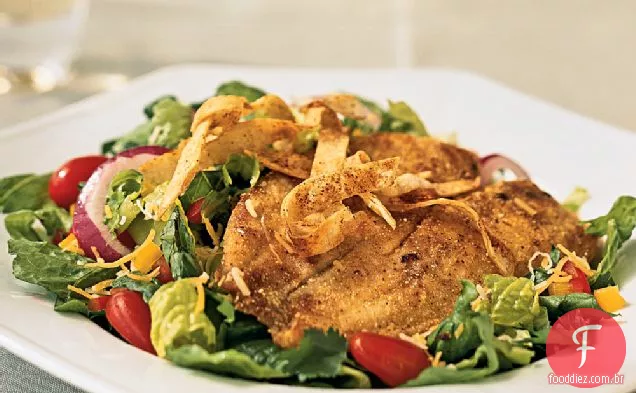 Salada De Tilápia Com Crosta De Fubá