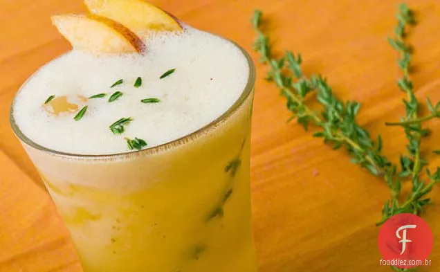 Limonada De Tomilho-Pêssego