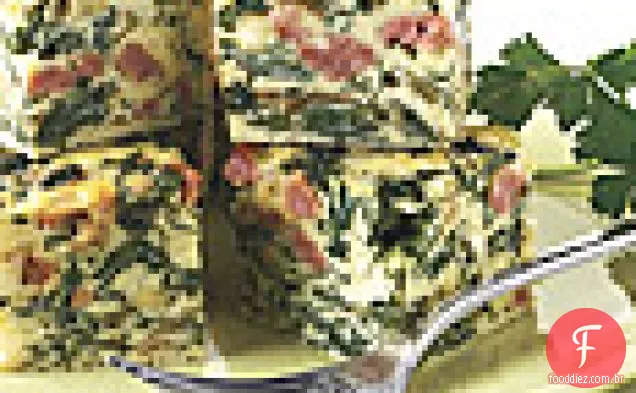 Frittata morde com acelga, salsicha e queijo Feta