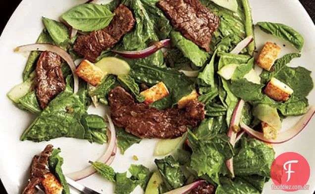 Carne picante e salada de Tofu
