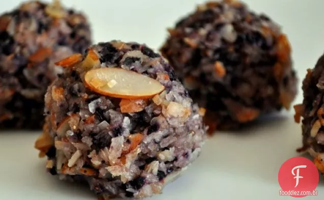 Macaroons De Amêndoa De Mirtilo