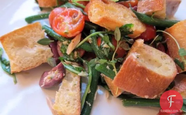 Francês em um Flash: salada de pão Niçoise Panzanella