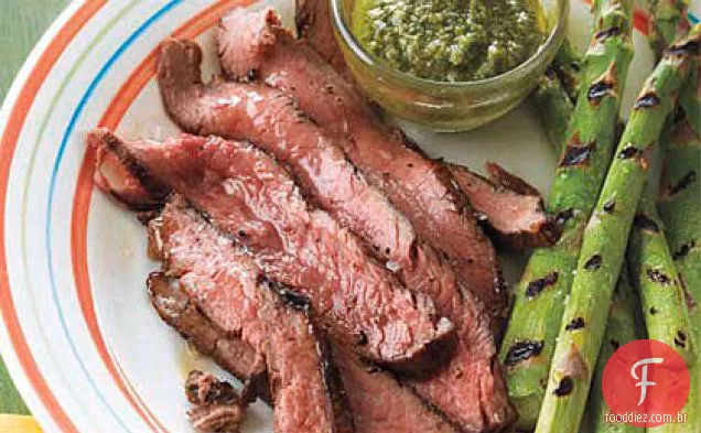 Bife de flanco com Salsa Verde
