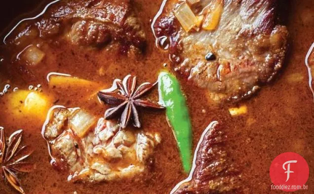 Ensopado de carne de capim-limão de Charles Phan
