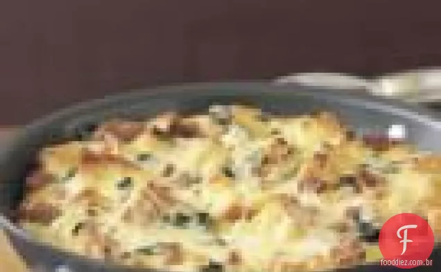 Estratos Com Acelga, Salsicha E Cebolas Caramelizadas