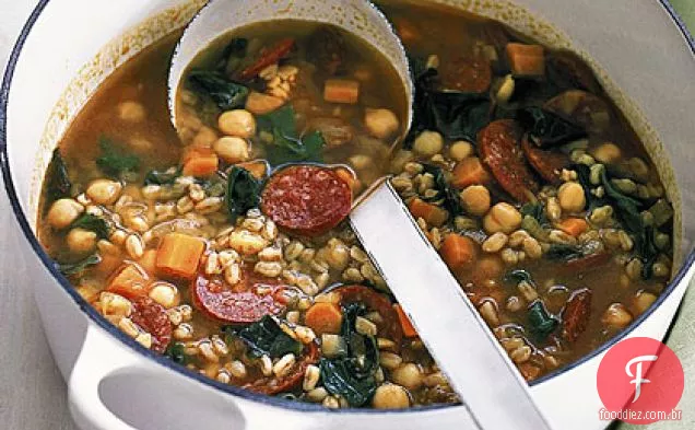 Farro sopa com chouriço