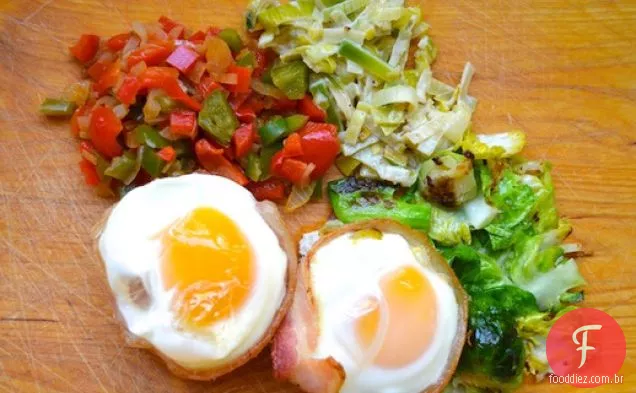 Ovos em cestas de Bacon