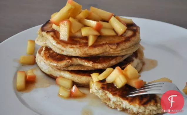 Panquecas De Centeio Com Compota De Maçã-Bordo