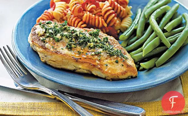 Herb-Parmesão Peitos De Frango