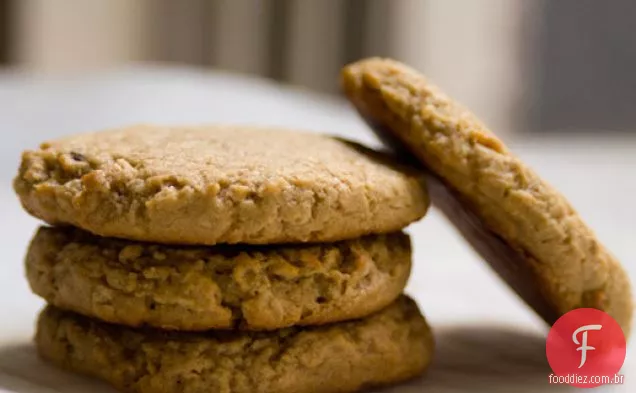 Biscoitos De Aveia Com Manteiga De Amendoim