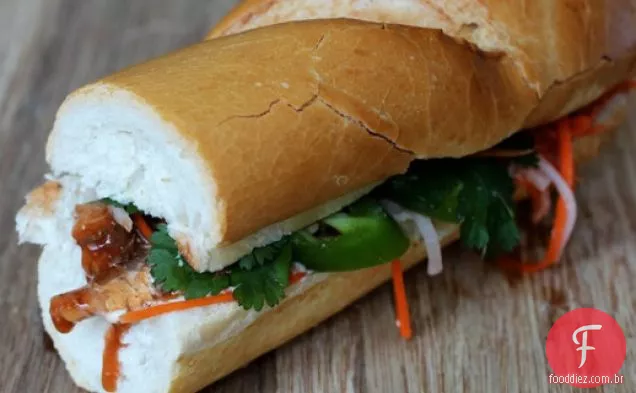 Sardinha Enlatada Banh Mi