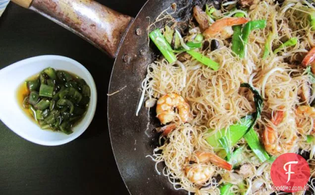 Fried Bee Hoon (Macarrão De Cingapura)