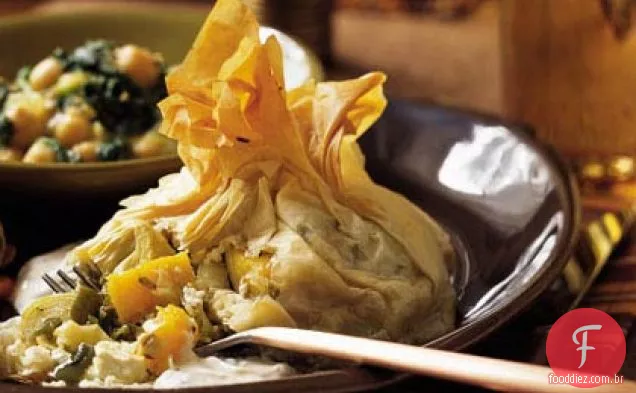 Bolsas Phyllo com abóbora assada, pimentão e alcachofra