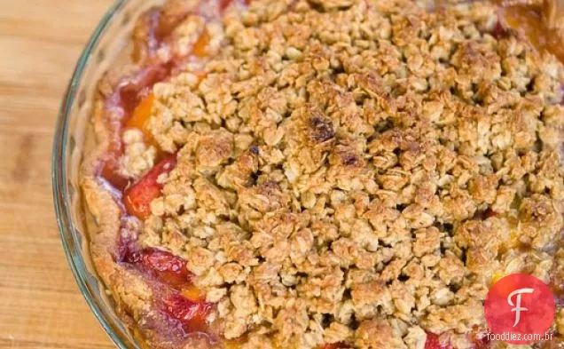 Torta crocante de pêssego e gengibre