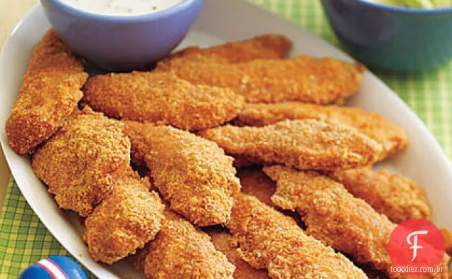 Tiras de Frango De Búfalo assadas com molho de queijo azul