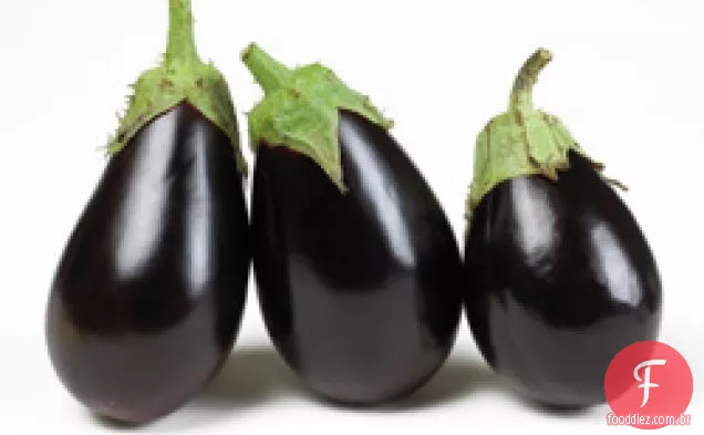 Comer por dois: lasanha com berinjela e acelga