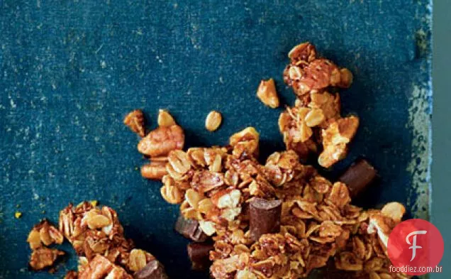 Chocolate-Pecan Pie Granola