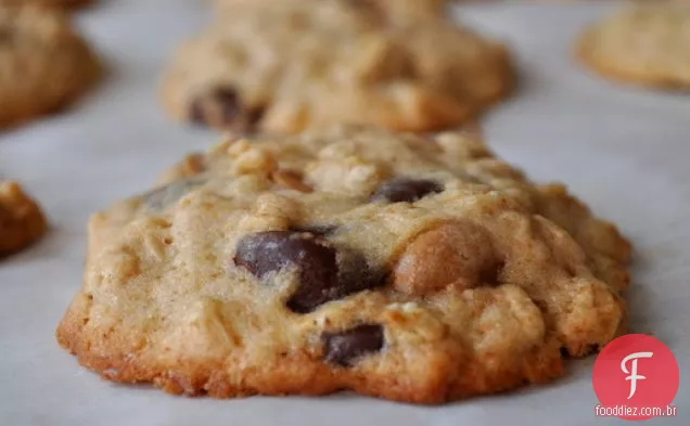 Biscoitos de aveia de Banana com manteiga de amendoim e gotas de Chocolate