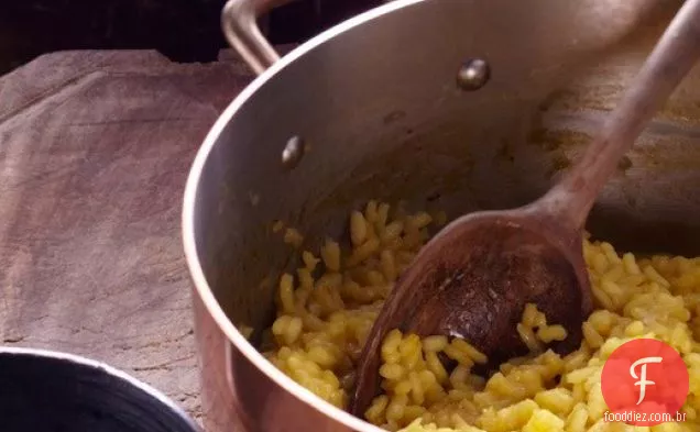 Risoto de açafrão e limão de ' um bom prato
