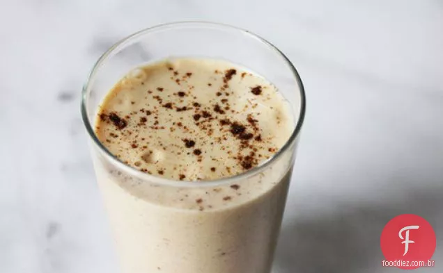 Encontro, tahine, e cardamomo Smoothie