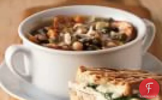 Salsicha E Sopa De Acelga Suíça