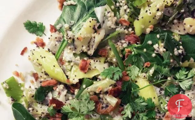 Salada salpicada com Quinoa, Alho-Poró, Bacon e cerefólio de ' Inverno caseiro