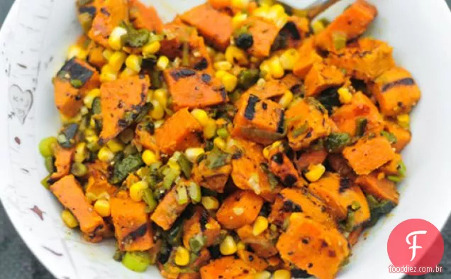 Salada de batata doce e milho grelhada
