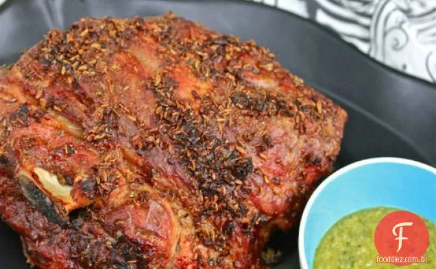 Ombro De Porco Esfregado Com Erva-Doce Com Salsa Verde