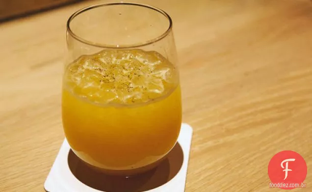Rouge Tomate's Winter Citrus Punch