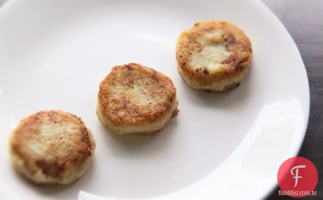 Costeletas De Batata (Panquecas De Batata Indianas Recheadas Com Carne)