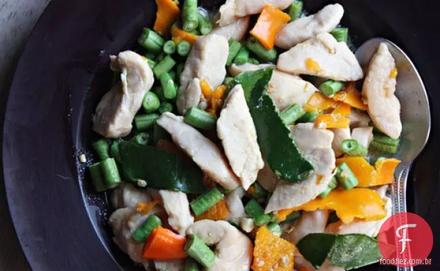 Frango-Feijão Verde Amarelo Chili Stir-Fry