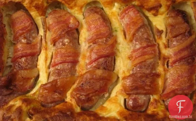 Brunch de domingo: sapos embrulhados em Bacon em um buraco cheio de Alho-Poró
